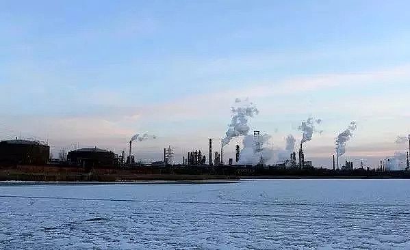 纖維球濾料生產廠家沿江化工園區應設有統一的建設和排放標準