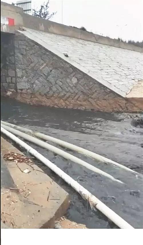 無煙煤濾料廠家石獅黃金海岸工業污水直排大海?