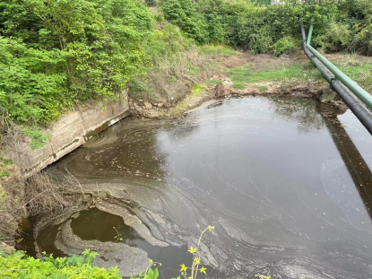 多功能噴霧干燥聚合硫酸鐵SPFS廠家三問銅陵:超標(biāo)污水為何能穿越“防線”排入長江?