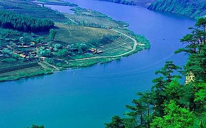 上等非離子聚丙烯酰胺NPAM廠家披著環保公司“外衣”,非法傾倒污泥4萬余噸!污泥問題如何解題?