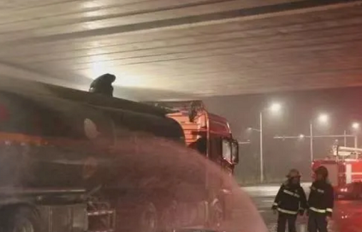 上等泡沫濾珠濾料生產(chǎn)廠家30噸化學(xué)品泄漏!500噸水稀釋緊急排險(xiǎn)!