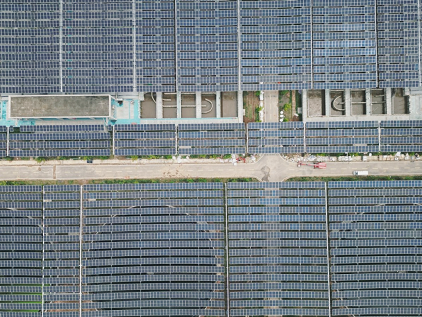 高性能5A分子篩生產廠家全國最大的污水處理廠分布式光伏發電項目 5.4萬塊光伏板即將鋪裝完畢