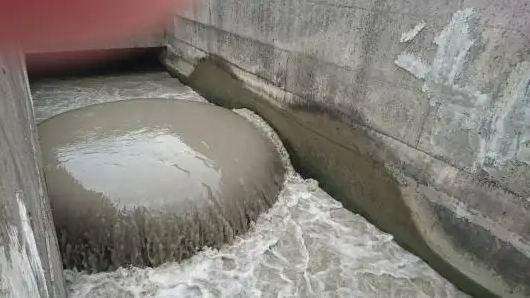 全新蜂窩斜管填料生產廠家干貨 | 沉淀池底部的淤泥如何清理?